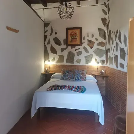 Casita Rural Con Jacuzzi Climatizado. بيت للعطل *