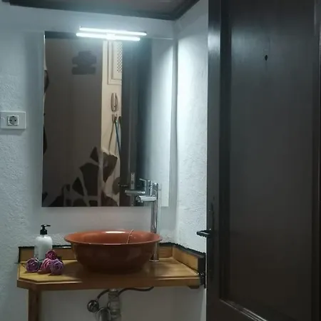 Casita Rural Con Jacuzzi Climatizado. لوس رياليخوس